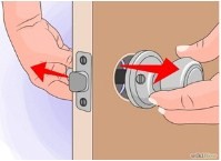 Cara Mengganti Kunci Pintu