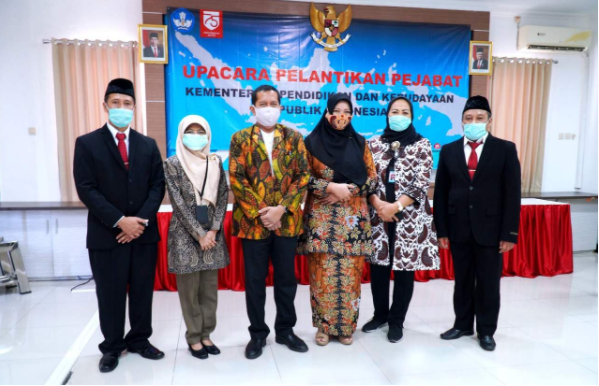 Pelantikan Pejabat Administrator dan Pengawas di lingkungan Kemendikbud