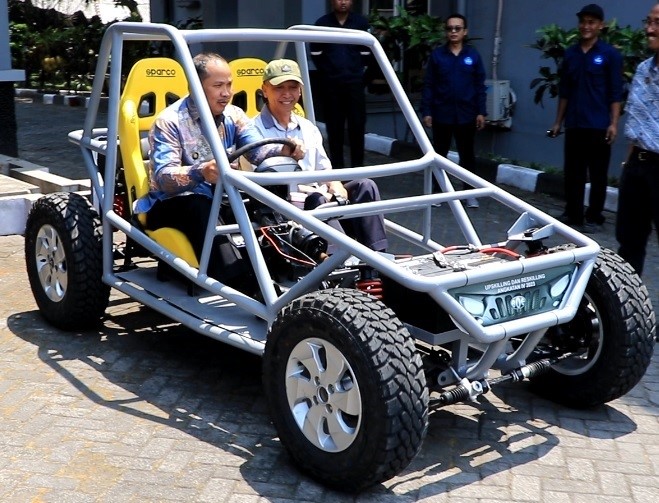 Buggy Car Electric Projek Guru SMK di BBPPMPV BOE