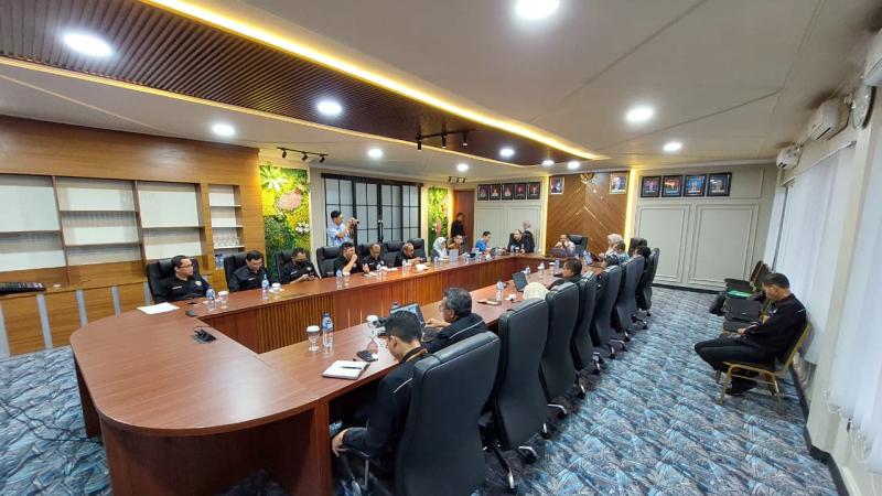 Koordinasi Strategi Implementasi Teknologi Pendidikan
