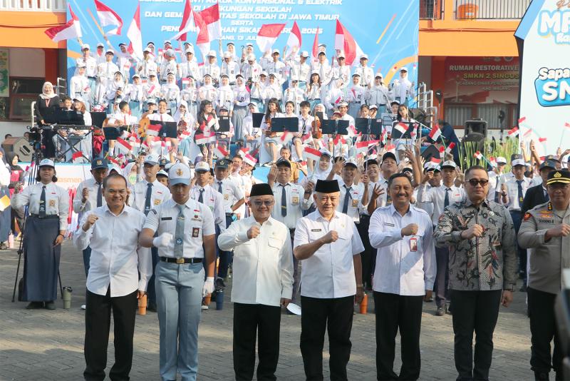 Mendikdasmen Resmi Membuka MPLS Ramah Tahun Ajaran 2026/2027 di SMKN 2 Singosari, Wujudkan Lingkungan Pendidikan yang Aman, Inklusif, dan Berkarakter