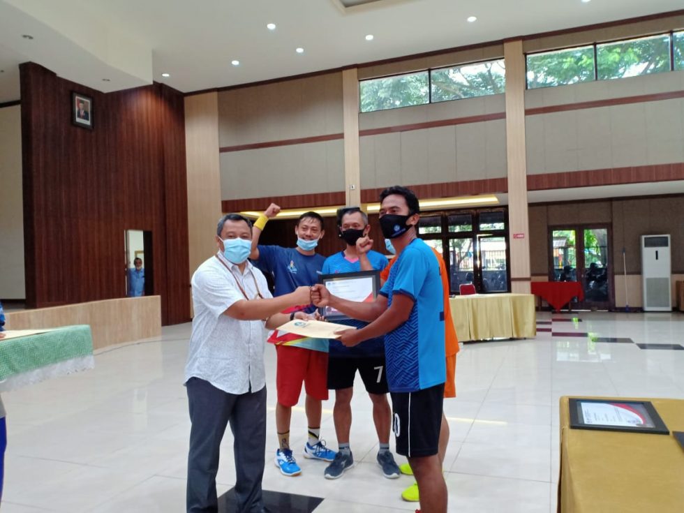 Seru, Tim Bulutangkis BBPPMPV BOE Malang Raih Juara Pertama