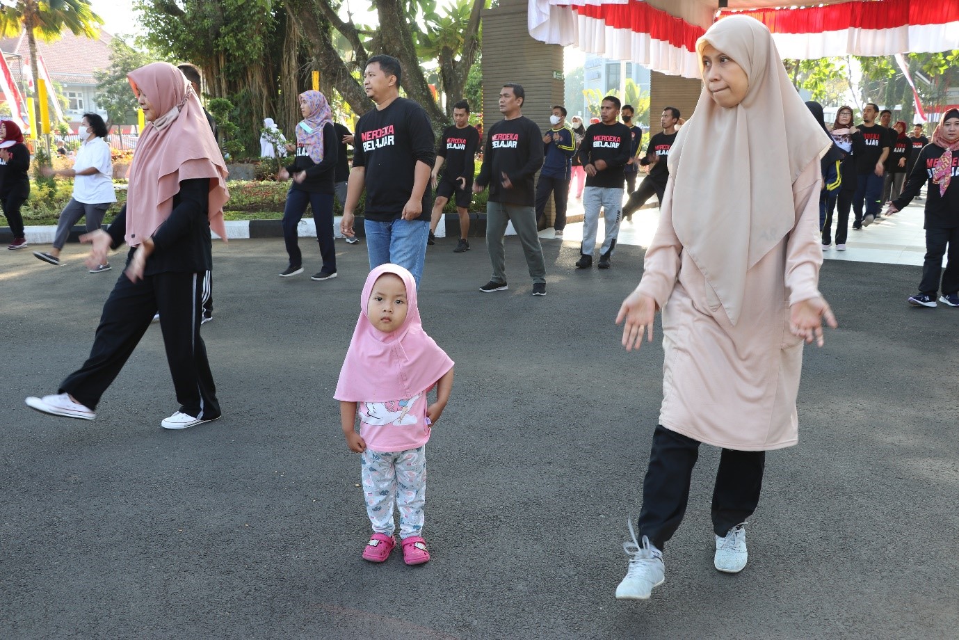 BBPPMPV BOE Gelar Senam Sehat HUT Kemerdekaan RI ke 77 Libatkan Masyarakat Arjosari